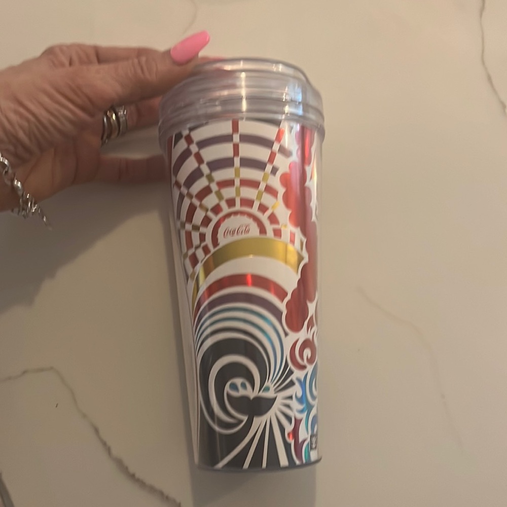 Coca Cola Royal Caribbean cold Cup with top! Perfect for Coca Cola collectors